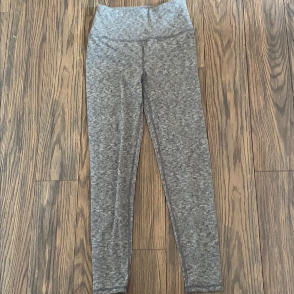 grey leggings